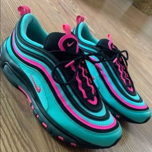 Air max 97 (size 10.5)